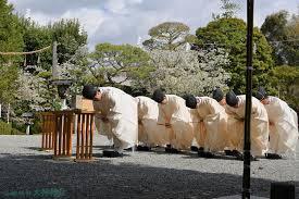 令和の天皇皇后両陛下と
宮中に受け継がれる歳時記